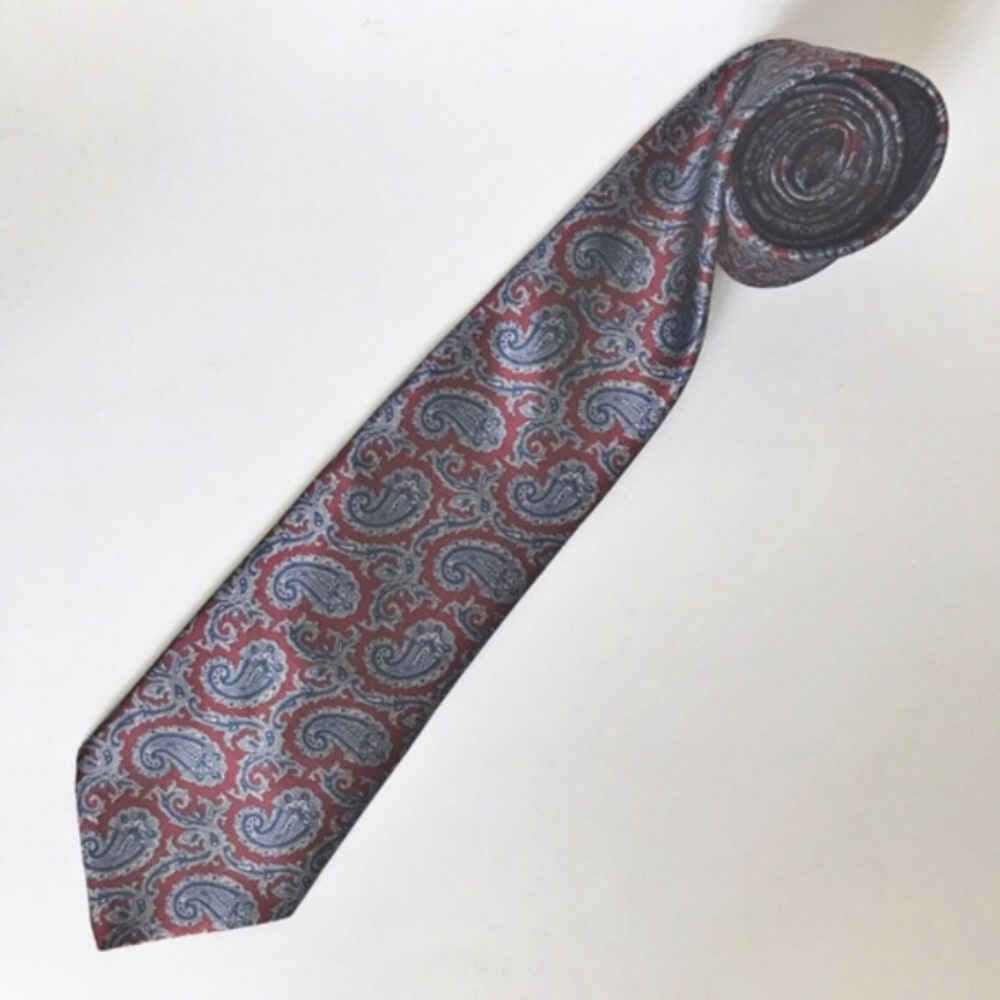 Botany 500 Paisley Tie